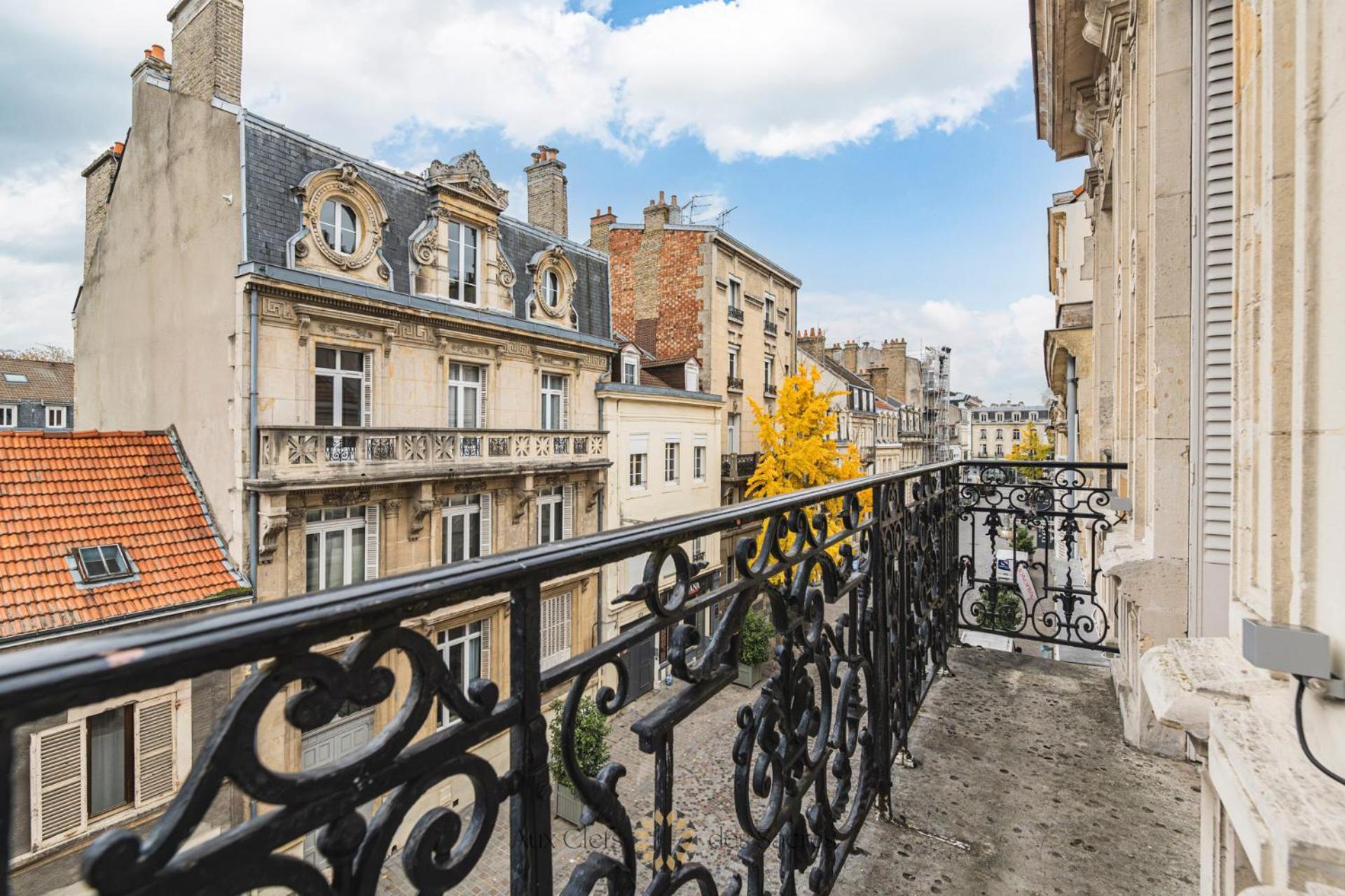 L'Hotel Des Ventes Reims Chativesle Exterior foto